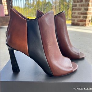 New Vince Camuto Brown Black Heeled Peep Toe Booties 8.5M
